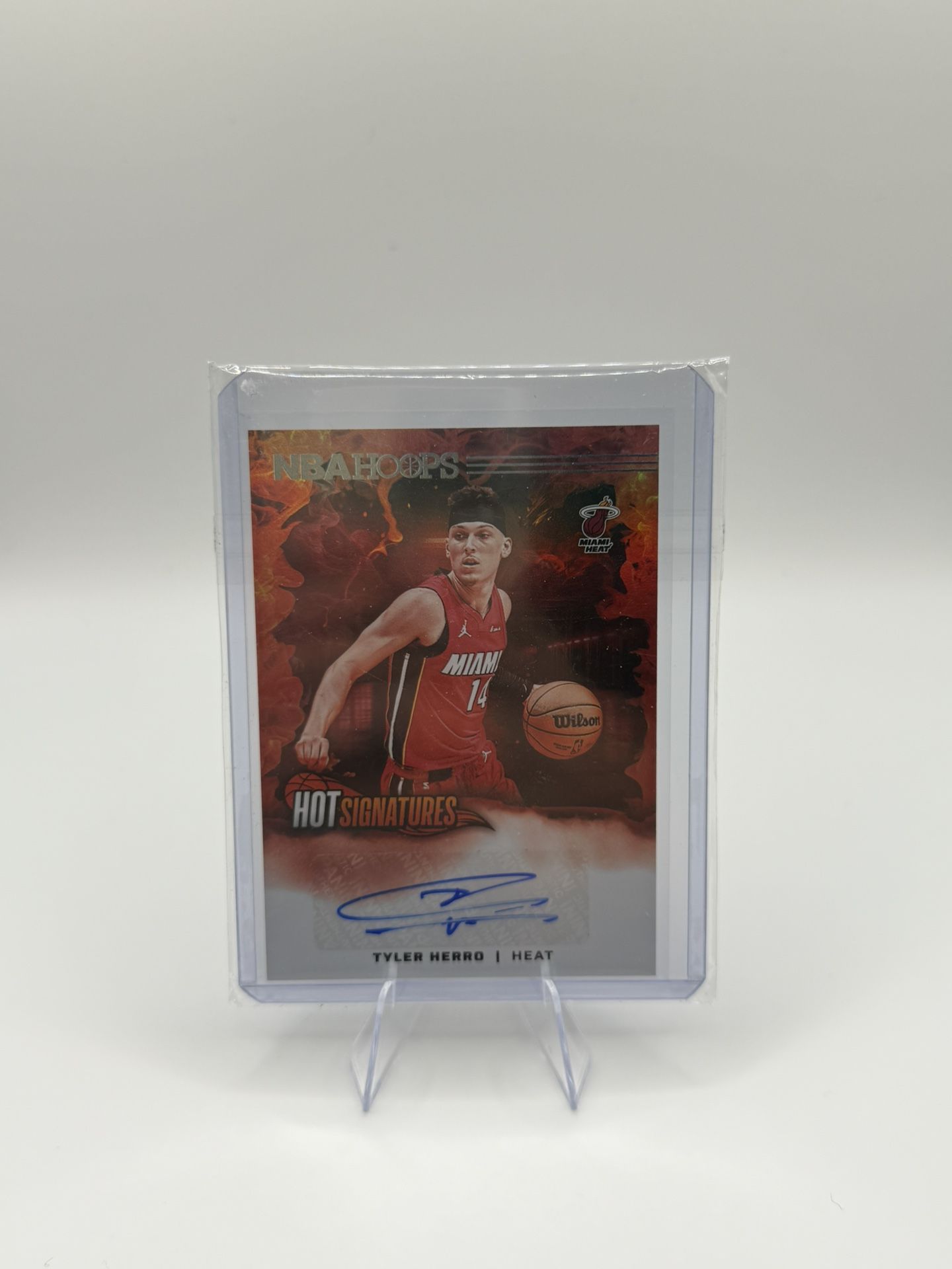 2024-25 Panini NBA Hoops Tyler Herro #HS-HRO Hot Signatures Auto Miami Heat
