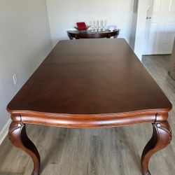 Beautiful Brown Wood Table Of 8