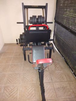 Leg press machine