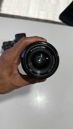 Sony FE 3.5-56 28-70mm OSS lens