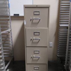 ⭐️NICE HON FOUR DRAWER FILE CABINET⭐️DELIVERY AVAILABLE 🚚