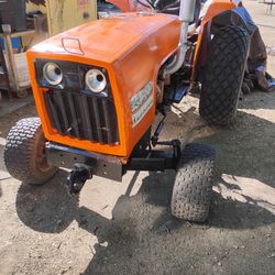 Allis Chalter Tractor 