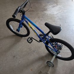 16" kids bicycle with training wheels. Used 1x
