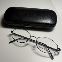 Clear glasses for aesthetics