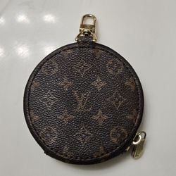 Louis Vuitton Wallet Accessorie 