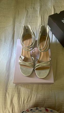 Guarachitos De Mujer Size 7 1/2