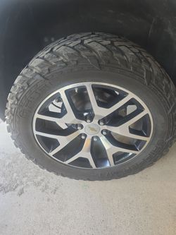 Fuel off road tires