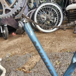 COMBLETE  FRAM SCHWINN 700X35  984 VERY GOOD CONDITION 