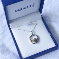 Claddagh Necklace Emerald - Irish Jewelry