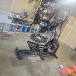 Schwinn 430 Eliptical 