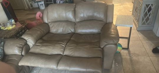 Leather reclining loveseat