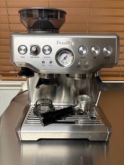 Breville Barista Express Espresso Machine