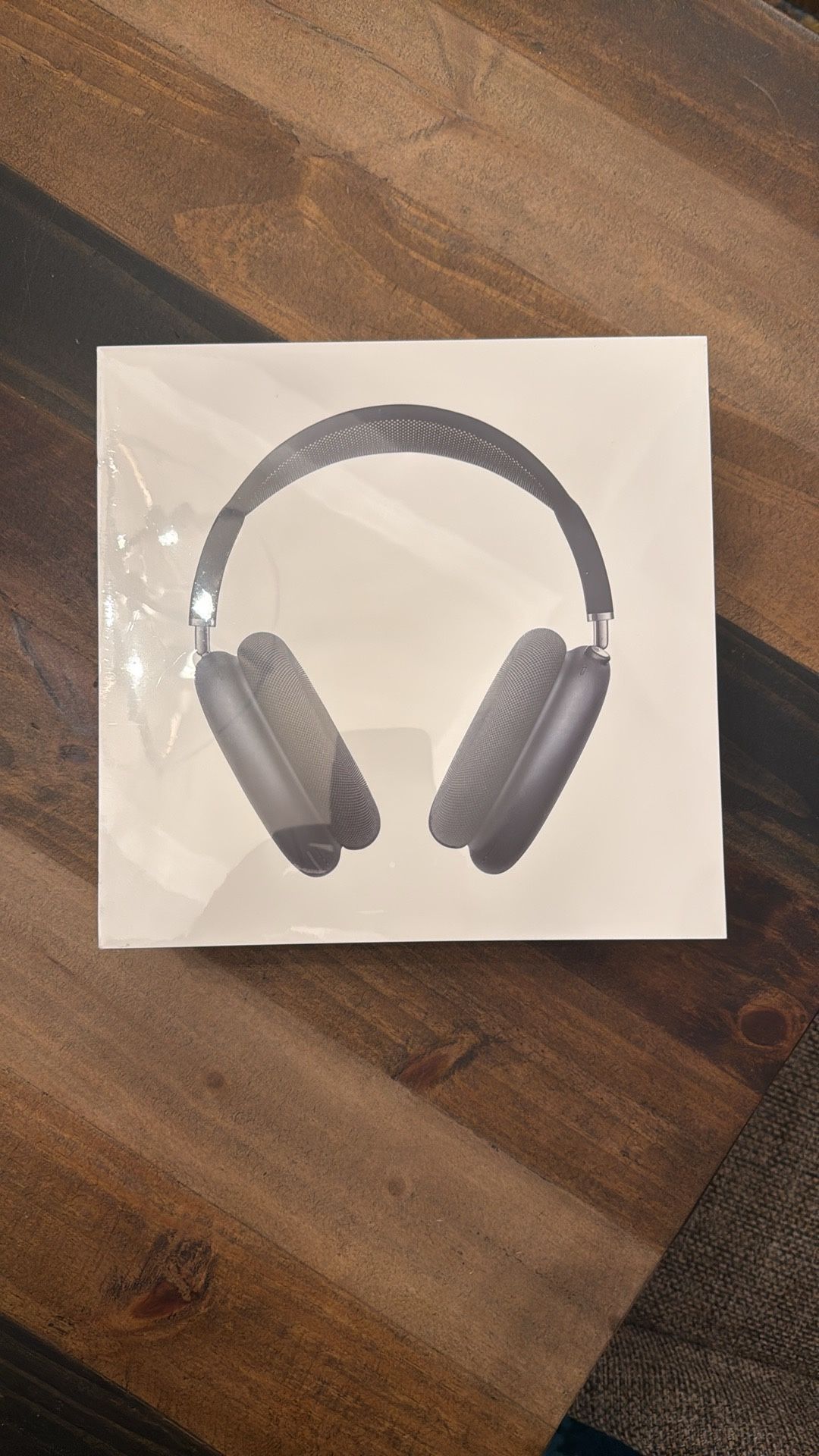 Refurbished Space Gray AirPods Max USB-C