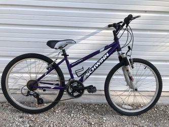 Walmart schwinn hot sale bikes 24