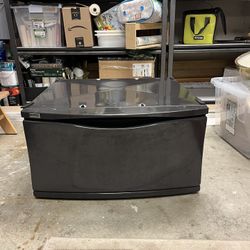 Laundry Pedestal - With Dividers and Shelf - Kenmore Elite