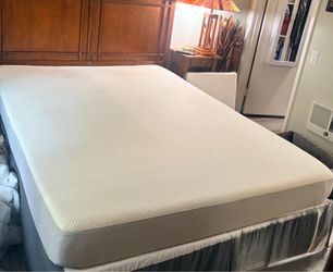 Queen Sleep Number mattress