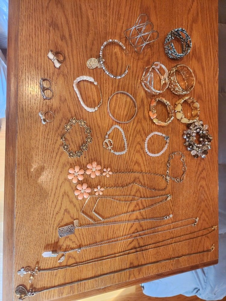 Miscellaneous Costume Jewelry