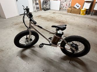 Swagtron e-bike black/white