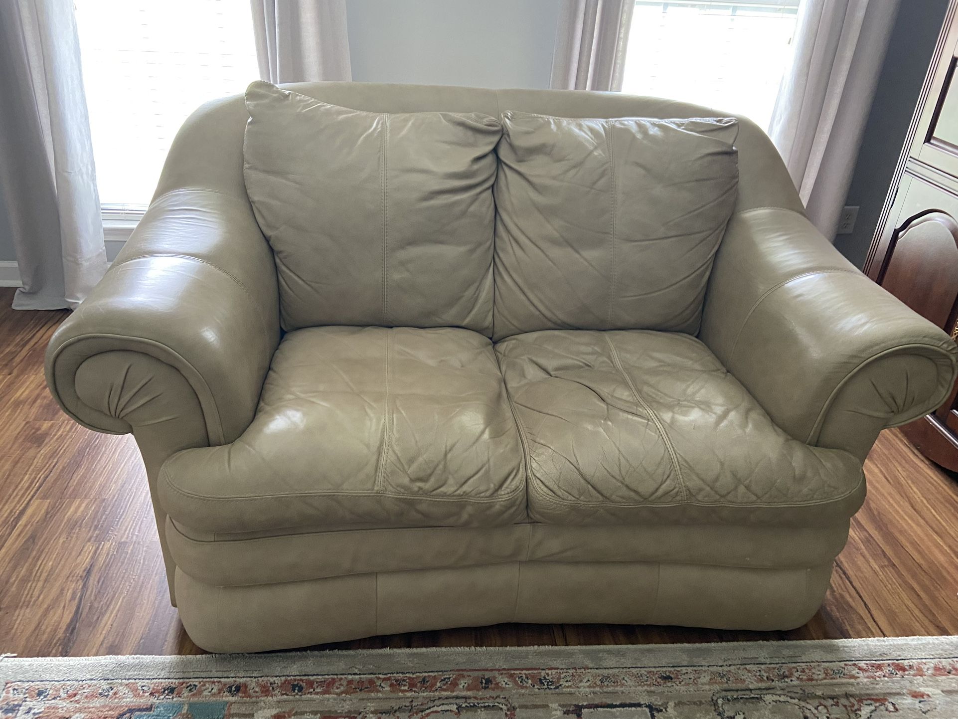 2 Leather Couches