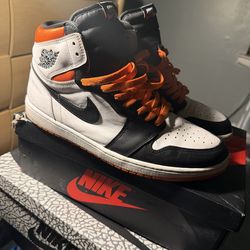 Jordan 1 High Electro Orange Size 12M