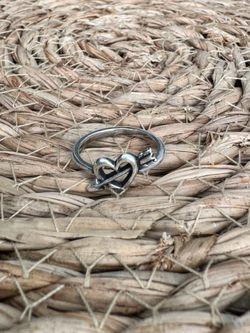 James Avery Love's Arrow Ring size 7.5