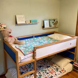 IKEA Bunk Bed /2 Twin Mattress 