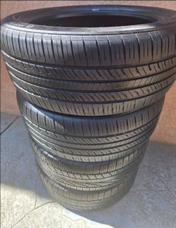 Set Of 4  215/50R17