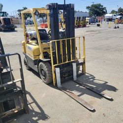 Forklift 