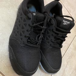 Steel Toe Work Shoes / Zapatilla con Puntera.  REEBOK