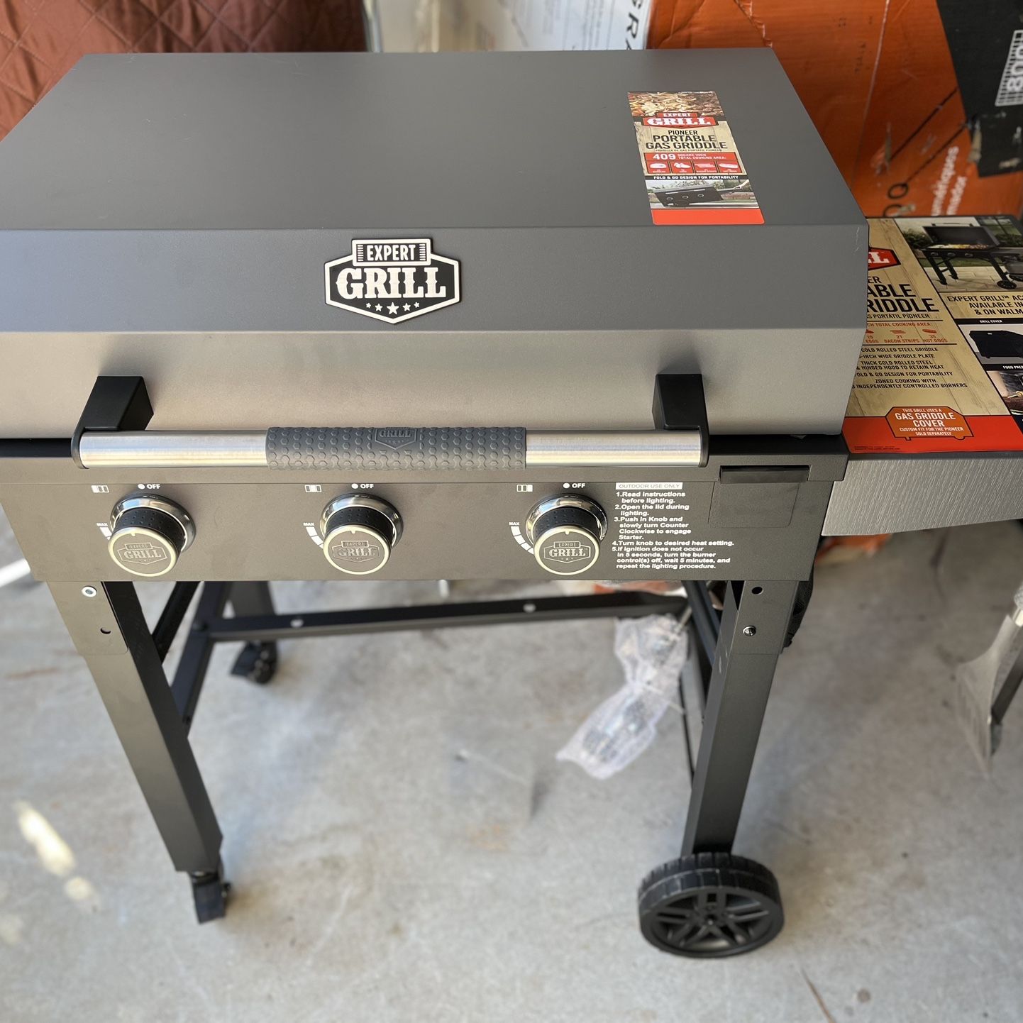 Expert Grill Pioneer 28-Inch Portable Propane Gas Griddle 