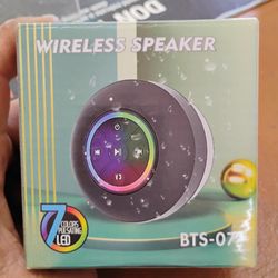 Water Proof Bluetooth Speaker 