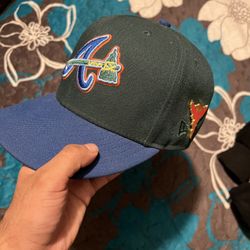 Fitted Hat Size 7 