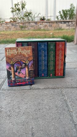 Harry Potter (All 7 books)
