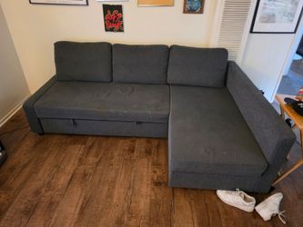 Pull out couch