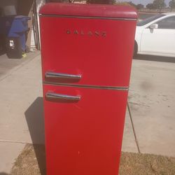 Galanz Hot Rod Red Refrigerator