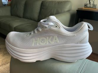 HOKA BONDI 8