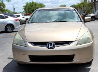 04 - 06 Accord Complete front end Only. Fenders.hood.bumper
