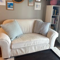 Clean white couch 