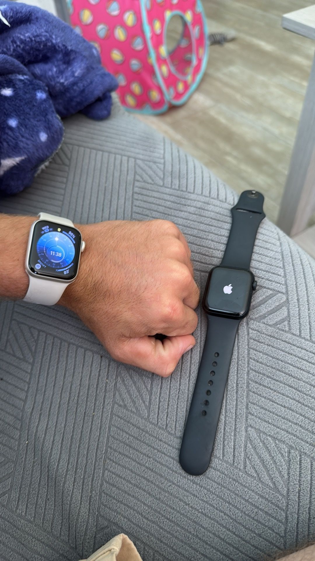 Tan 40mm Apple Watch SE