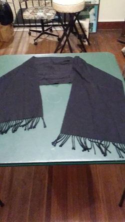 Women's black scarf