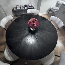 Restoration Hardware Dining Table 4-8 People