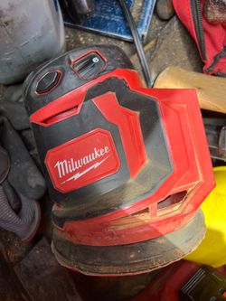 Milwaukee Sander