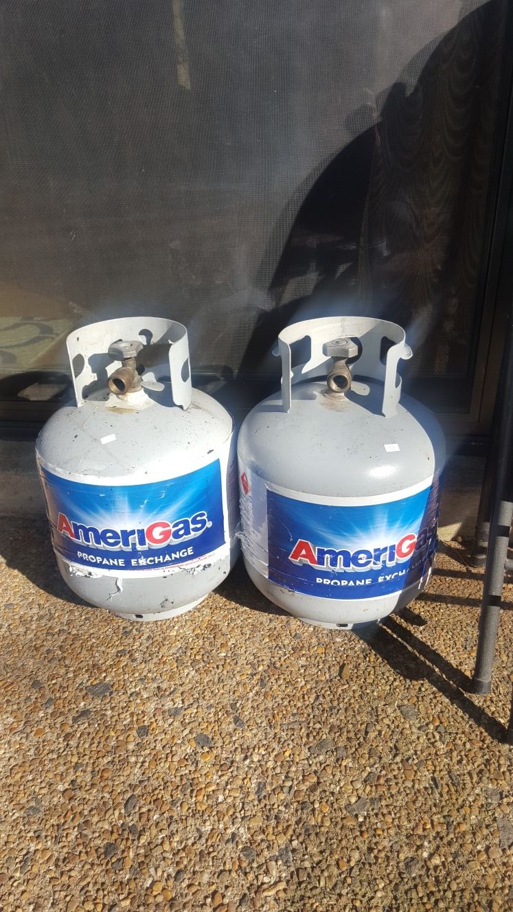 Propane tank