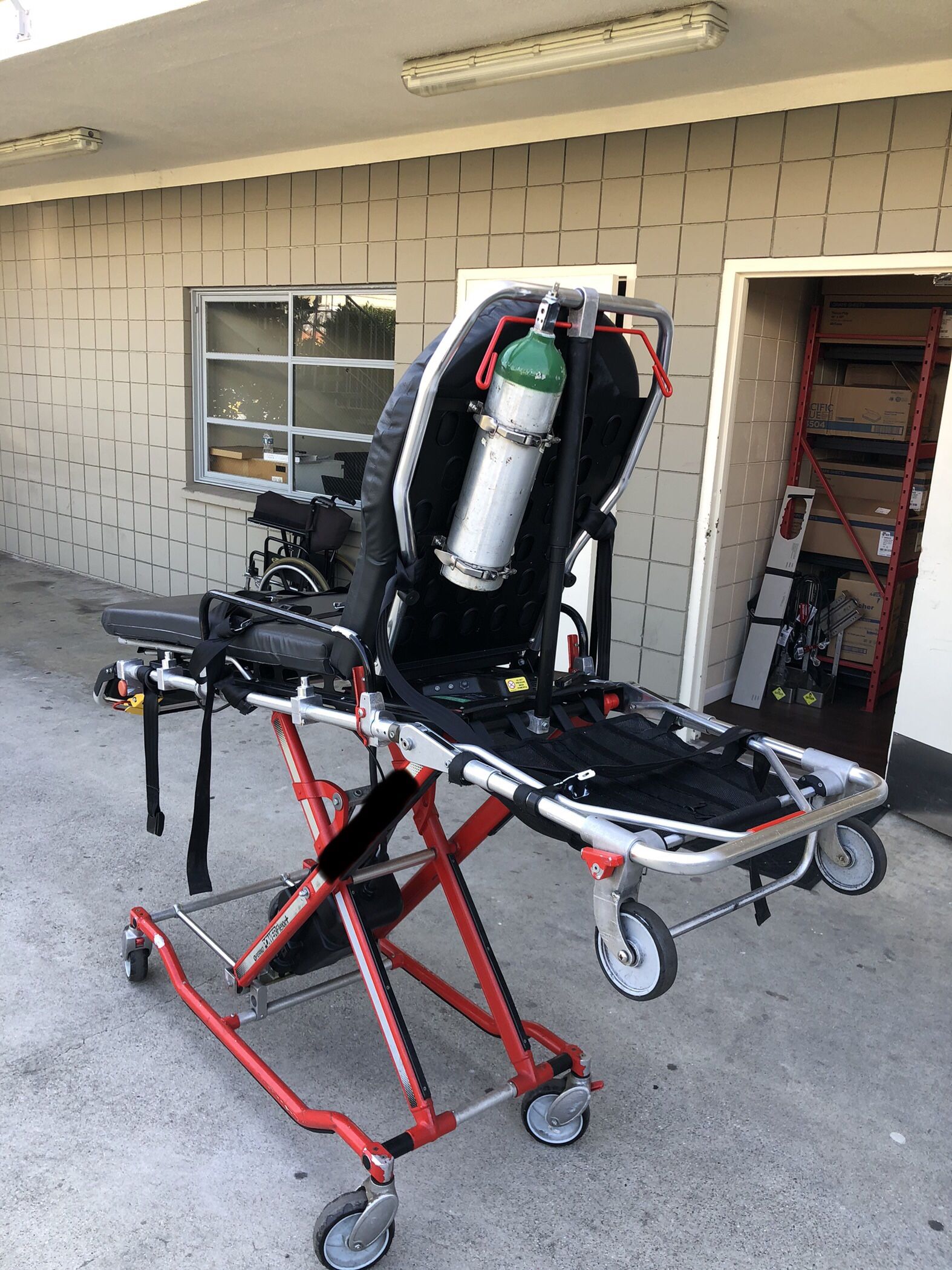 Ferno Powerflexx Gurneys ( Only 3 Left) for Sale in Altadena, CA OfferUp