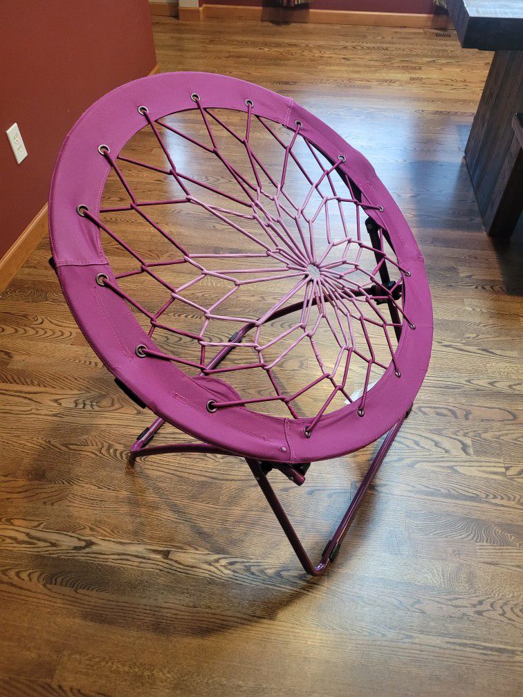 Folding Camping/Indoor Bunjee Chair