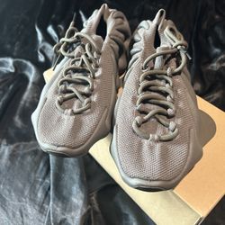 Yeezy 450 