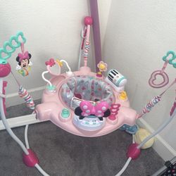 Minnie Mouse Activity Center 