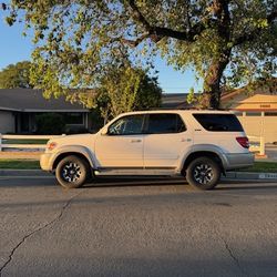Toyota Sequoia 
