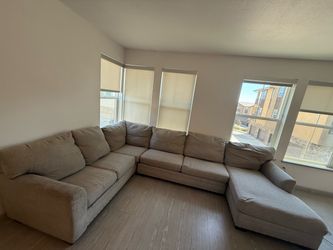 Sectional couch