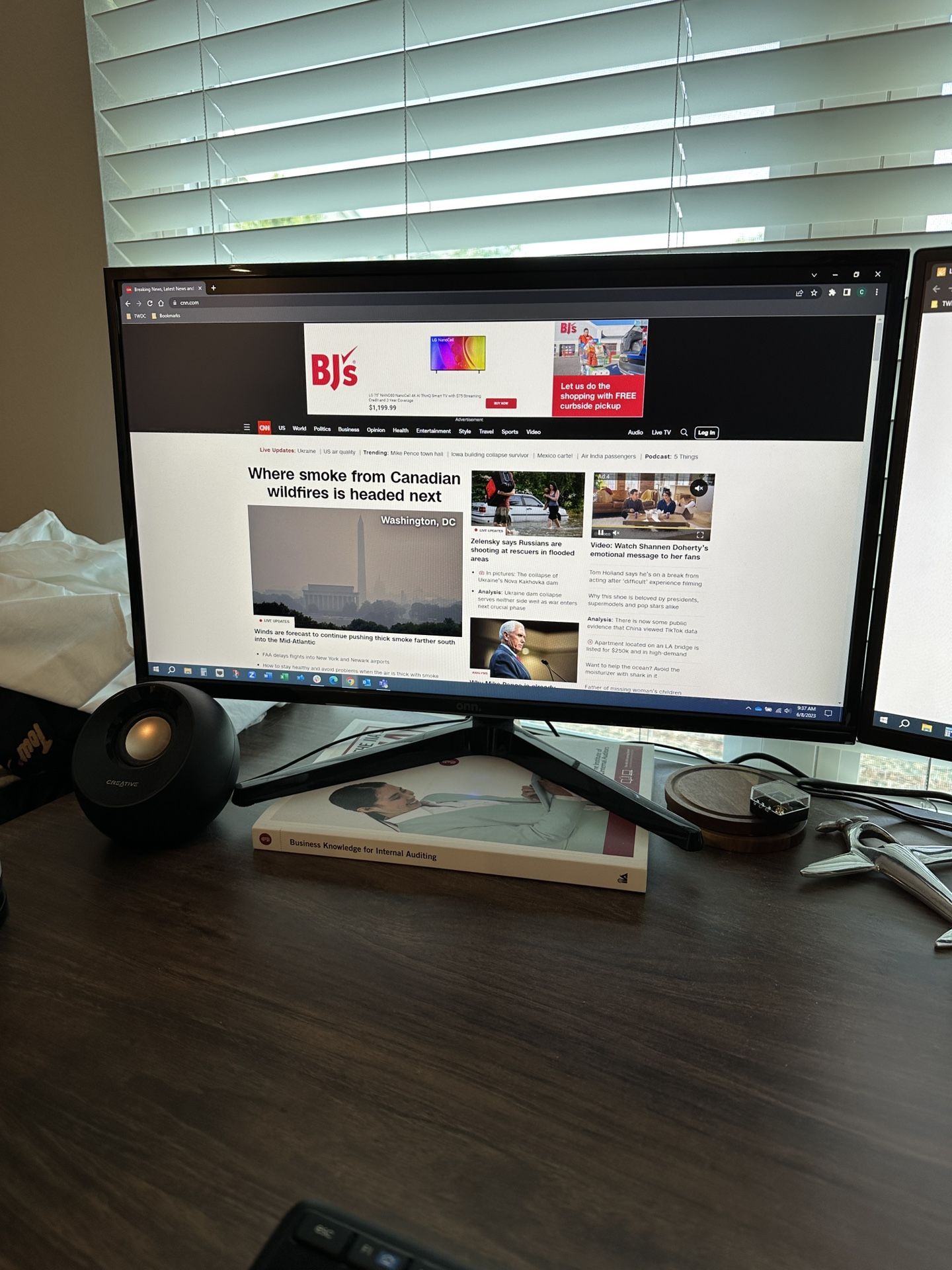 onn. 24” FHD (1920 x 1080) 75hz Monitor With 4.8ft HDMI Cable Gaming Monitor Computer Monitor